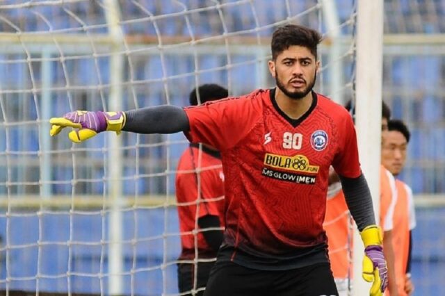 Arema FC Perpanjang Kontrak 3 Pemain Asing, Tak Termasuk Carlos Fortes