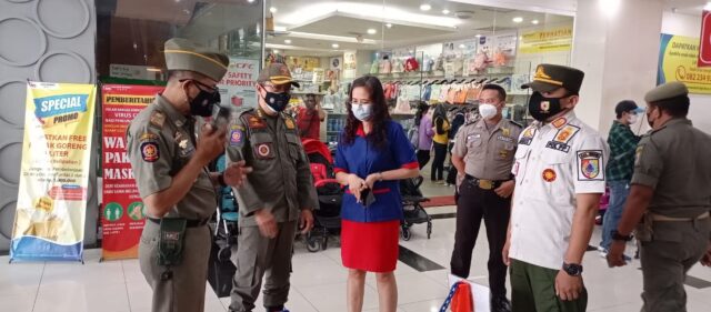 Datangi Mall dan Hotel, Satpol PP Jatim dan Jember Tegakkan Pergub soal Prokes