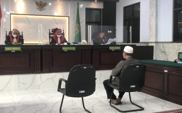 Dinilai Terbukti Cabuli Santriwati, Ustaz di Mojokerto Divonis 13 Tahun Penjara