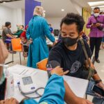 Jadi Syarat Perjalanan Domestik, Vaksinasi Booster di Kediri Mall Diserbu Warga