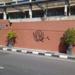 Tembok Ruang Publik di Kota Mojokerto Dinodai Coretan Tangan-Tangan Jahil
