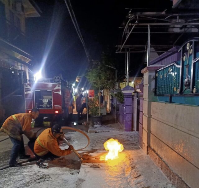 Pipa Gas PGN di Kota Mojokerto Bocor, Sempat Semburkan Api