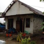 Hujan Lebat Disertai Angin Kencang Rusak Puluhan Rumah Warga di Blitar