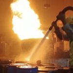 Pabrik Cat Bina Maju Mojokerto Terbakar, Karyawan Berhamburan