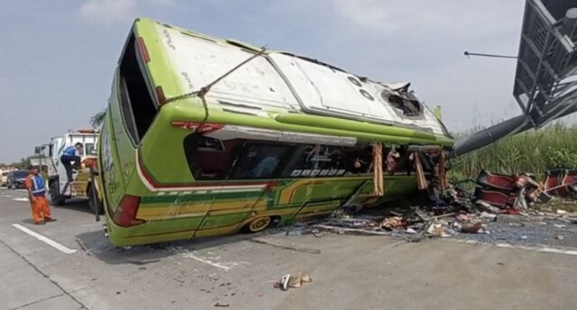 Korban Tewas Kecelakaan Bus Ardiansyah di Tol Mojokerto Bertambah, Jadi 15 orang