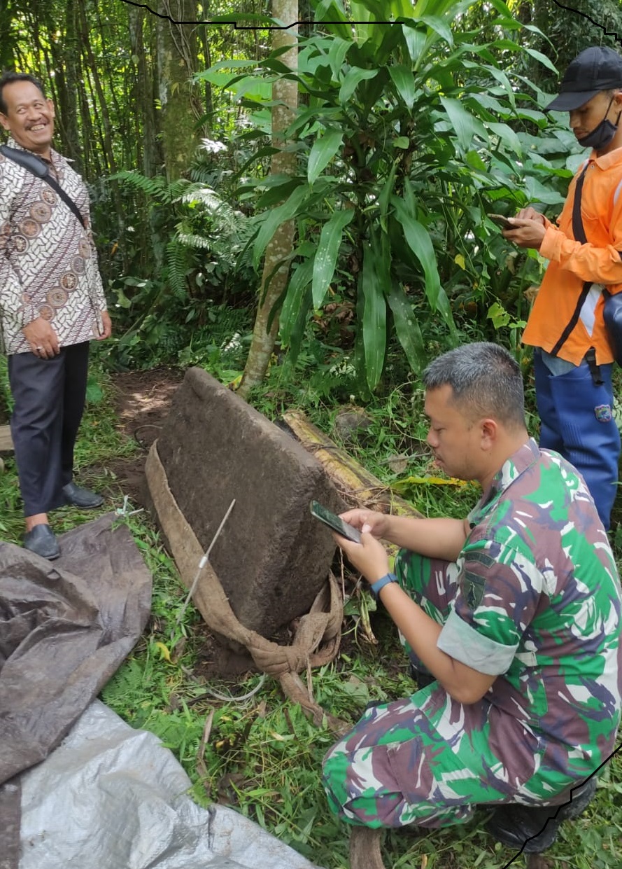 Lima Benda Diduga Cagar Budaya di Blitar Dievakuasi ke Museum Penataran