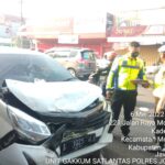 Tertabrak Mobil, Dua Pemotor di Jombang Meninggal Dunia 