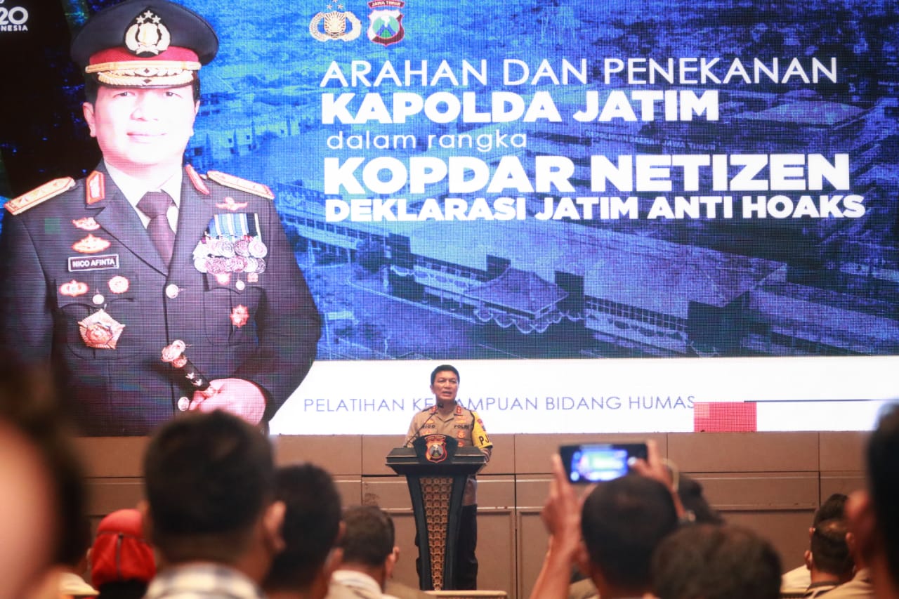 Kapolda jatim irjen pol nico afinta saat membuka Deklarasi Anti Hoax, pada Selasa (21/6/2022) di Hotel Vasa Surabaya
