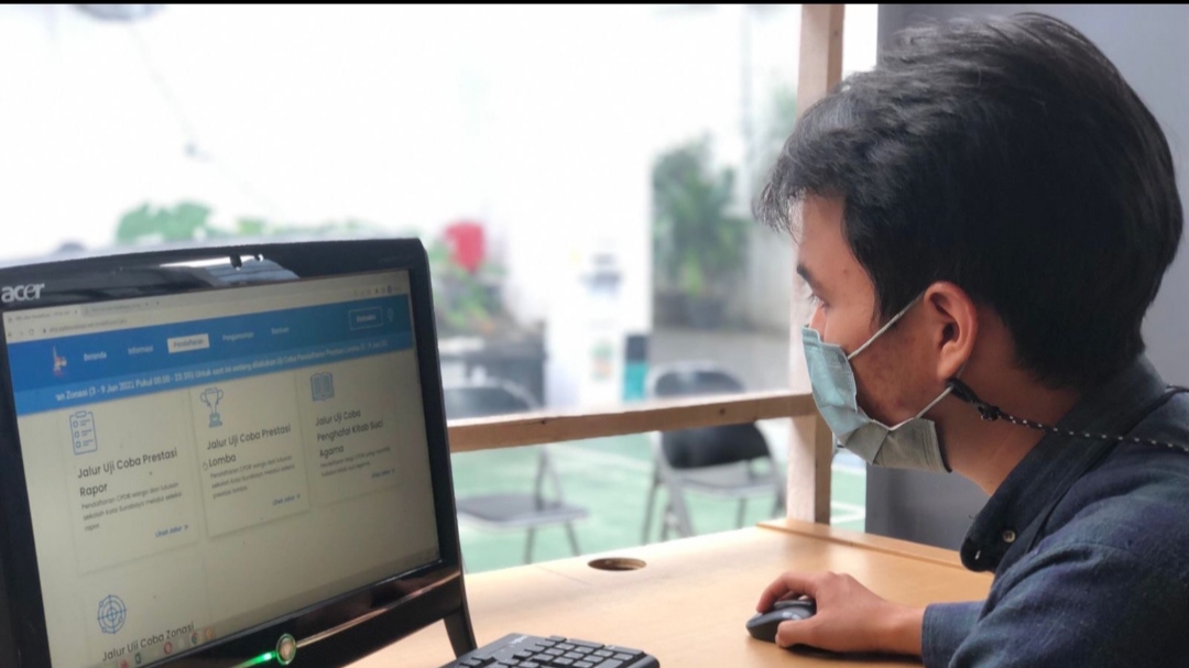 Dindik Kota Surabaya Membuat Uji Coba Mengisi PPDB Melalui Online