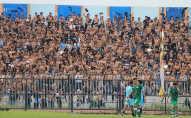 Stadion Surajaya Bergemuruh, Meski Hasil Seri Persela Lawan PSMS Medan