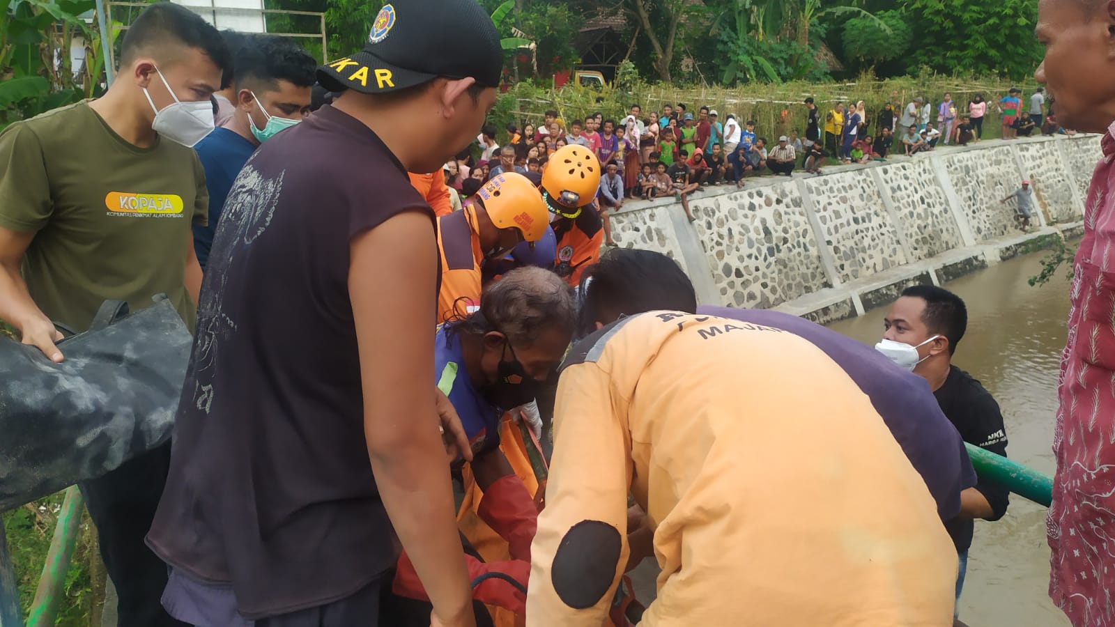 Mayat Tersangkut di Bawah Jembatan Sungai Jombang, Korban Bunuh Diri