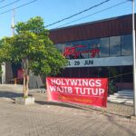 Ormas Madura Nusantara Segel Holywings, Tuntut Walkot Surabaya Cabut Izin Operasional