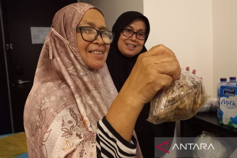 Pengobat Rindu Jamaah Haji Indonesia di Tanah Suci, Bumbu Pecel dan Rendang