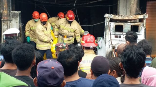 Pom Bensin Mini dan Rumah di Sidoarjo Terbakar, Dua Orang Tewas