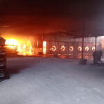 Pabrik Pembuat Wadah Telur di Mojokerto Terbakar, Kerugian Puluhan Juta Rupiah