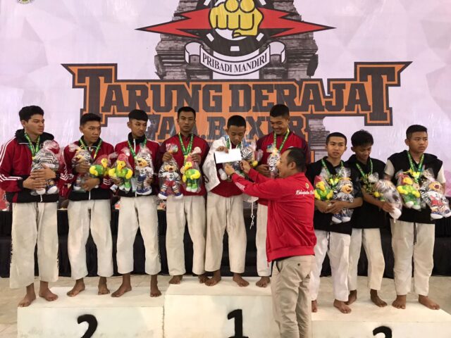 Kabupaten Kediri menjadi Juara Umum Cabang Olahraga Tarung Derajat