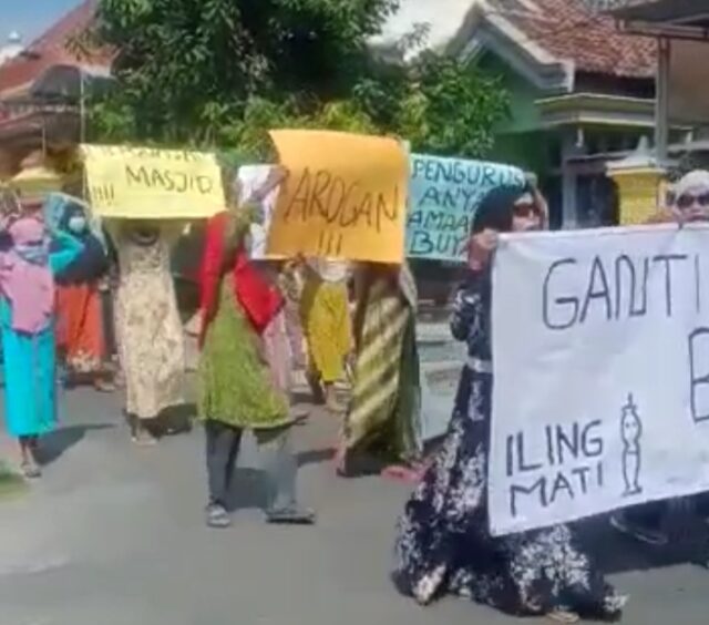 Dinilai Arogan, Jamaah Masjid di Lamongan Demo Pengurus Yayasan