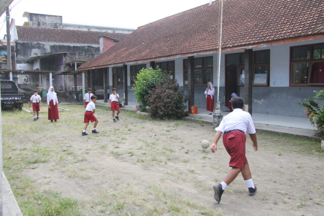 3 Tahun, SDN 1 Bendilwungu Tulungagung Tak Dapat Murid