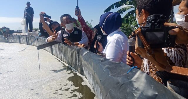 Perkuat Ekosistem Ekspor Berkelanjutan, LPEI Luncurkan Desa Devisa Klaster Udang di Situbondo