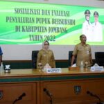 Bupati Jombang, Mundjidah Wahab Buka Sosialisasi dan Evaluasi Penyaluran Pupuk Subsidi 2022