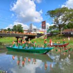 Satgas Kebersihan Upacara HUT Kemerdekaan RI di Kali Ngrowo Tulungagung