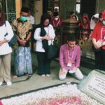 Puluhan Pendeta GPIB Panjatkan Doa di Makam Gus Dur