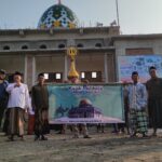 Lestarikan Tradisi Islam, Takmir Masjid Al Mubarok Kediri Gelar Kirab Mahkota