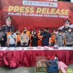 Terlibat Judi, Puluhan Orang Ditangkap Polres Pelabuhan Tanjung Perak Surabaya