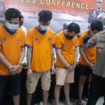 Delapan Kurir Narkoba di Surabaya Diringkus Polisi, 90 Kg Sabu dan Ganja Disita