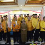 Bupati Jombang Mundjidah Wahab Hadiri Pelantikan Sejumlah Pengurus DPC MKGR