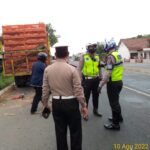 Tabrak Truk Parkir Pemotor di Jombang Meninggal