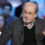 Salman Rushdie, Penulis Buku Ayat-ayat Setan Ditikam di New York