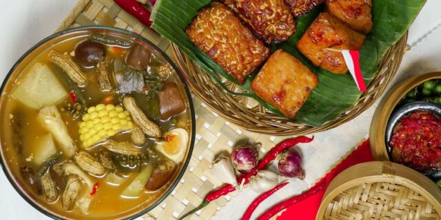 Sayur Asem dan Tempe Bacem Makanan Favorit Soekarno, Ini Resepnya