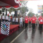 Bupati Jombang Berangkatkan Gerak Jalan RoJo di HUT Ke-77 Kemerdekaan RI