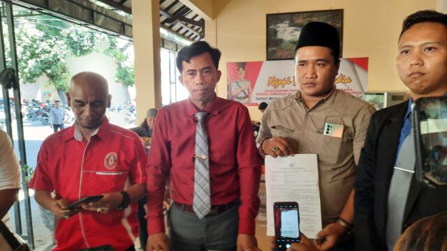 Sertifikat Warga Hilang, Kades Tanjung Kamal Diadukan ke Mapolres Situbondo
