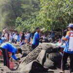 Puluhan Pelajar Se-Kabupaten Blitar Ramaikan Fistival Patung Pasir di Pantai Serang