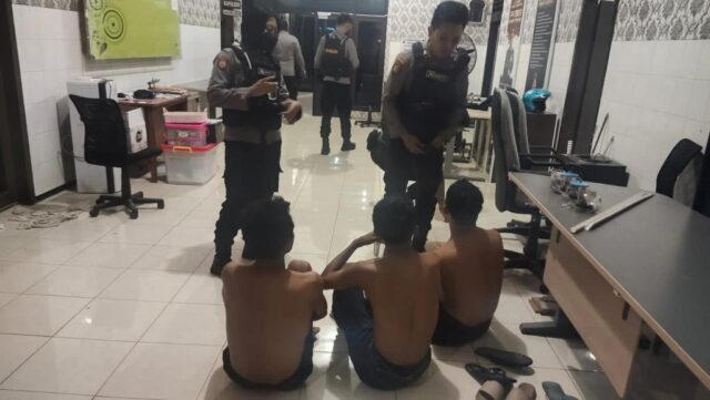 Dua Kelompok Pencak Silat di Surabaya Tawuran, Empat Orang Luka-luka