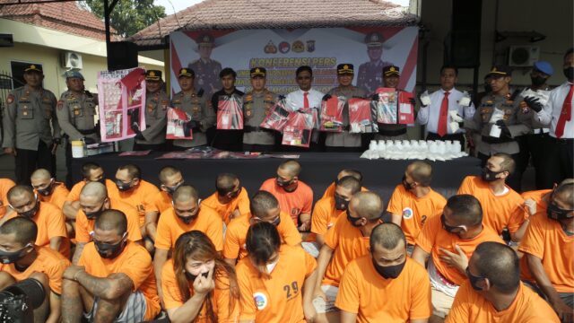 Polres Mojokerto Kota Tangkap 33 Bandar dan Kurir Narkoba, BB Senilai 391 Juta Diamankan 