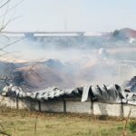 Lahan Tebun Terbakar Sambar Pabrik Penggiling Jagung Jatirowo Mojokerto