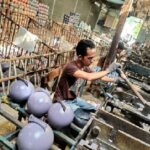 Produksi Bola Plastik di Jombang Kembali Meningkat Usai Pandemi Covid-19