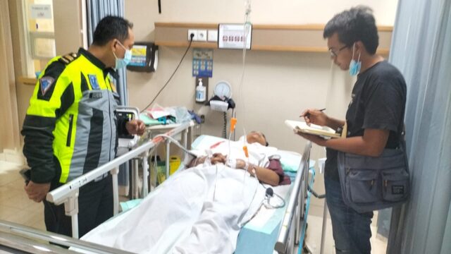 Disabet Parang Orang Tak Dikenal, Dua Pemuda Sidoarjo Dilarikan ke Rumah Sakit