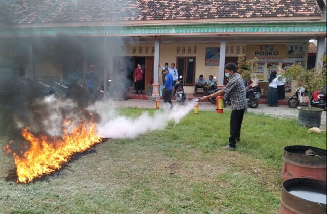 Bupati Kediri Mas Dhito Minta Fasilitas Umum Dilengkapi APAR