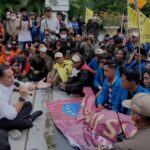 Wali Kota Surabaya Temui Massa Pendemo yang Protes Kenaikah Harga BBM