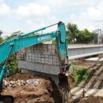 Bupati Kediri Mas Dhito Minta Pembangunan Jembatan Ngadi Terus Dievaluasi