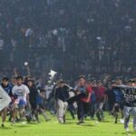 Bonek Mania Sebut Mitigasi Bencana Stadion Indonesia Kurang