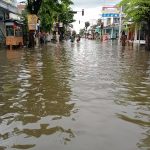 Hujan Deras 18 Jam, Lima Kecamatan di Blitar Terendam Banjir