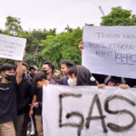 Mahasiswa UINSA Surabaya Demo Tuntut Usut Tragedi Kanjuruhan dan Copot Kapolda Jatim