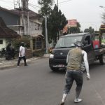 Razia PMKS di Mojokerto, Manusia Silver Kejar-kejaran dengan Petugas 