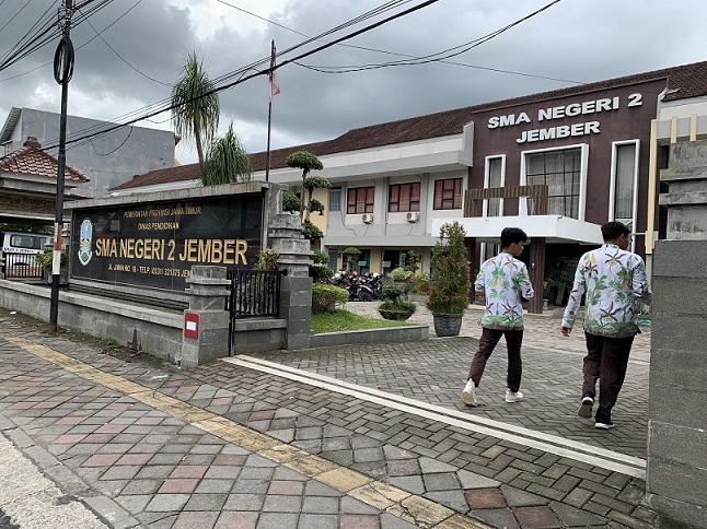 Wali Murid SMAN 2 Jember Protes Dana PIP Dipakai Sumbangan Sukarela, Sekolah Membantah