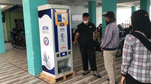 Warga Kurang Mampu di Blitar Bisa Manfaatkan ATM Beras Masjid Muhammadyah